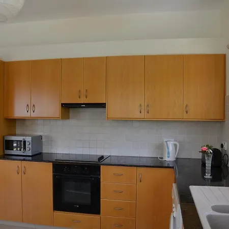 Coralia Dream 3, Walking Distance To Coral Bay Strip Villa Peyia